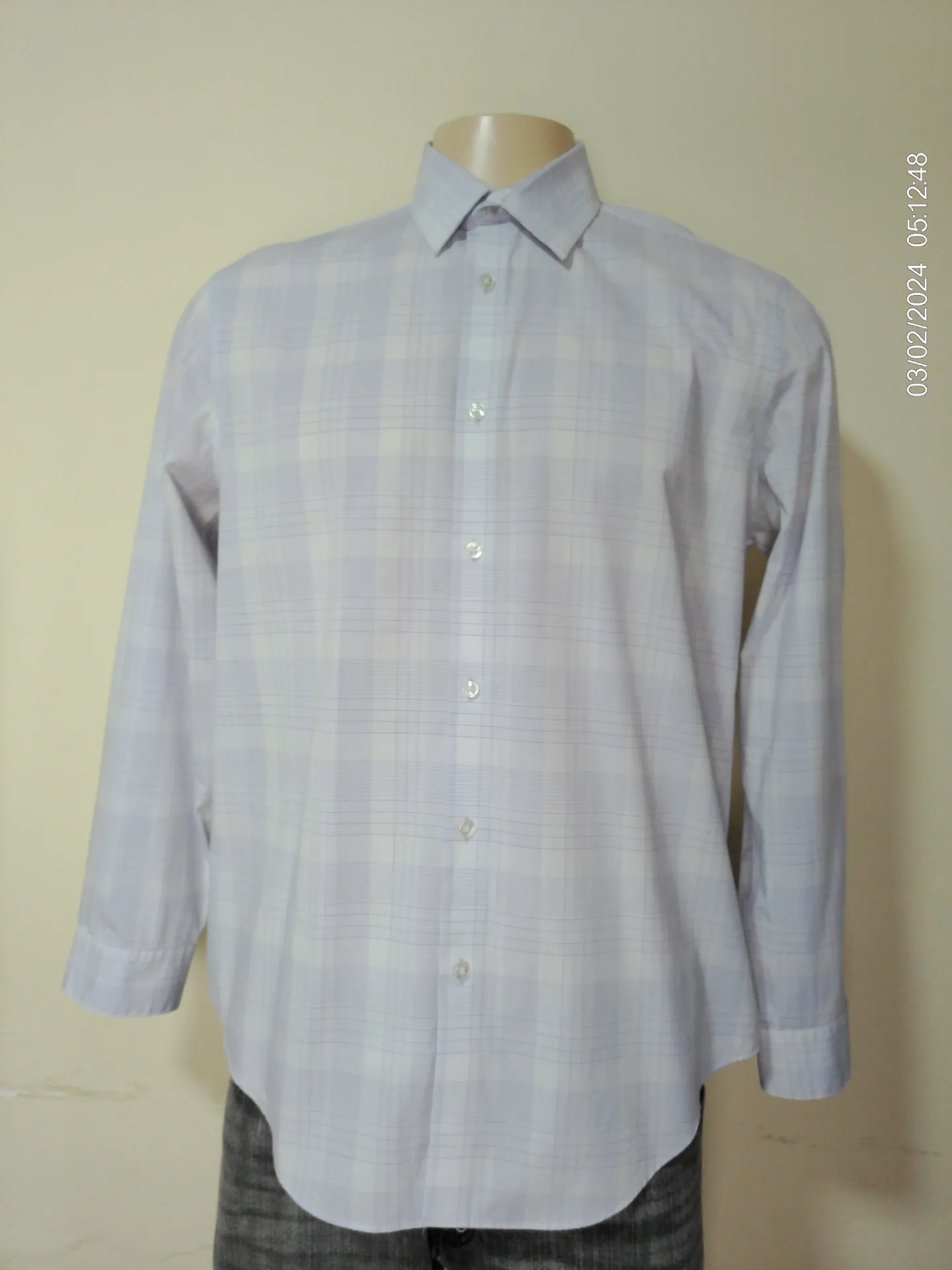 Camisa manga larga a cuadros blanca y lila