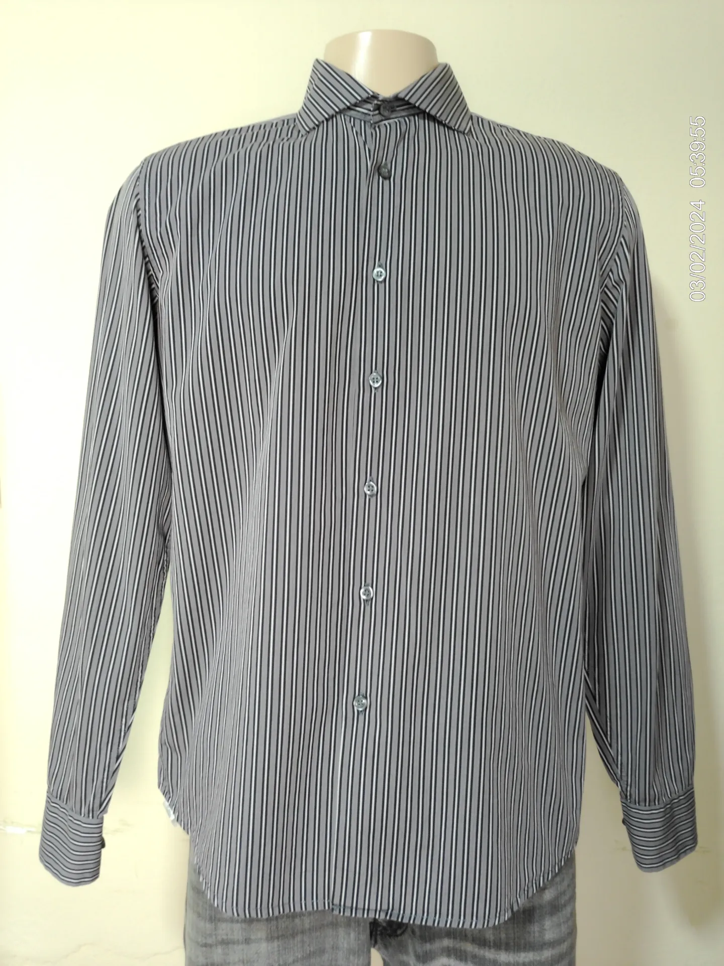 [MODMETIUSA0528] Camisa marga larga a rayas gris blanco y negro