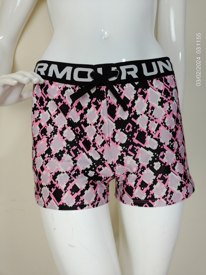 [KIDFETIUSA0366] Short deportivo con estampado rosa y negro