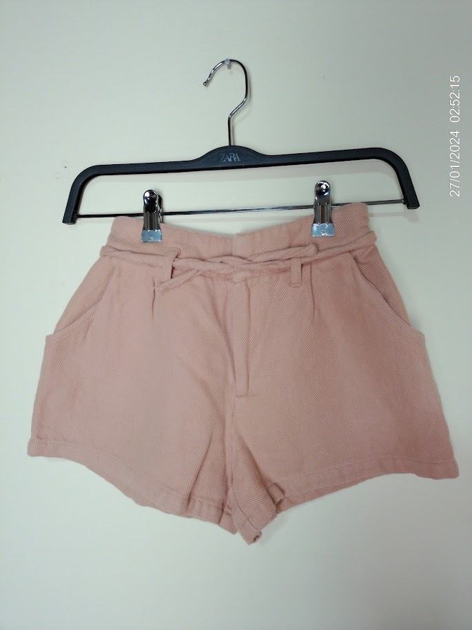 Short marron claro con cinturon