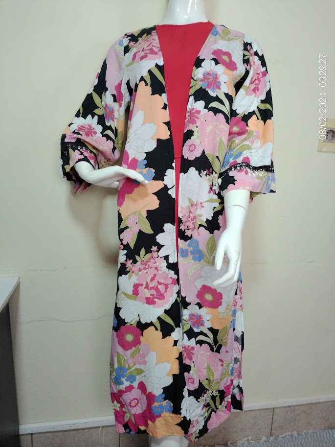 Kimono manga 3/4 con estampado multicolor
