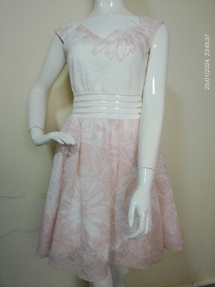 [MODFETIUSA0477] Vestido sin manga rosa y blanco