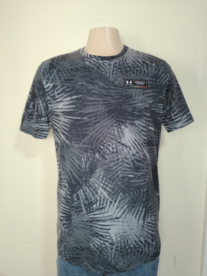 [MODMETIUSA0379] Remera deportiva mc gris estampada