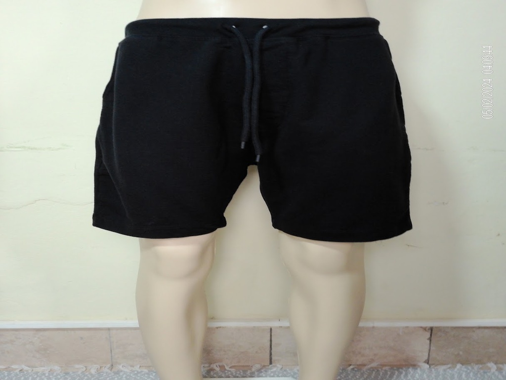 Bermuda de algodon negra