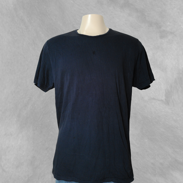 [67] Remera Calvin Klein manga corta azul oscuro talle XXL