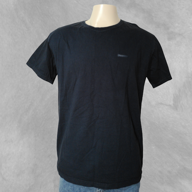[74] Remera Lacoste manga corta negra y con cuello redondo talle XL