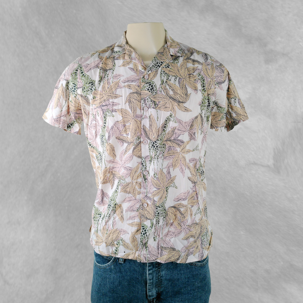 [209] Camisa Zara Manga corta Beige y Rosa Estampada talle M