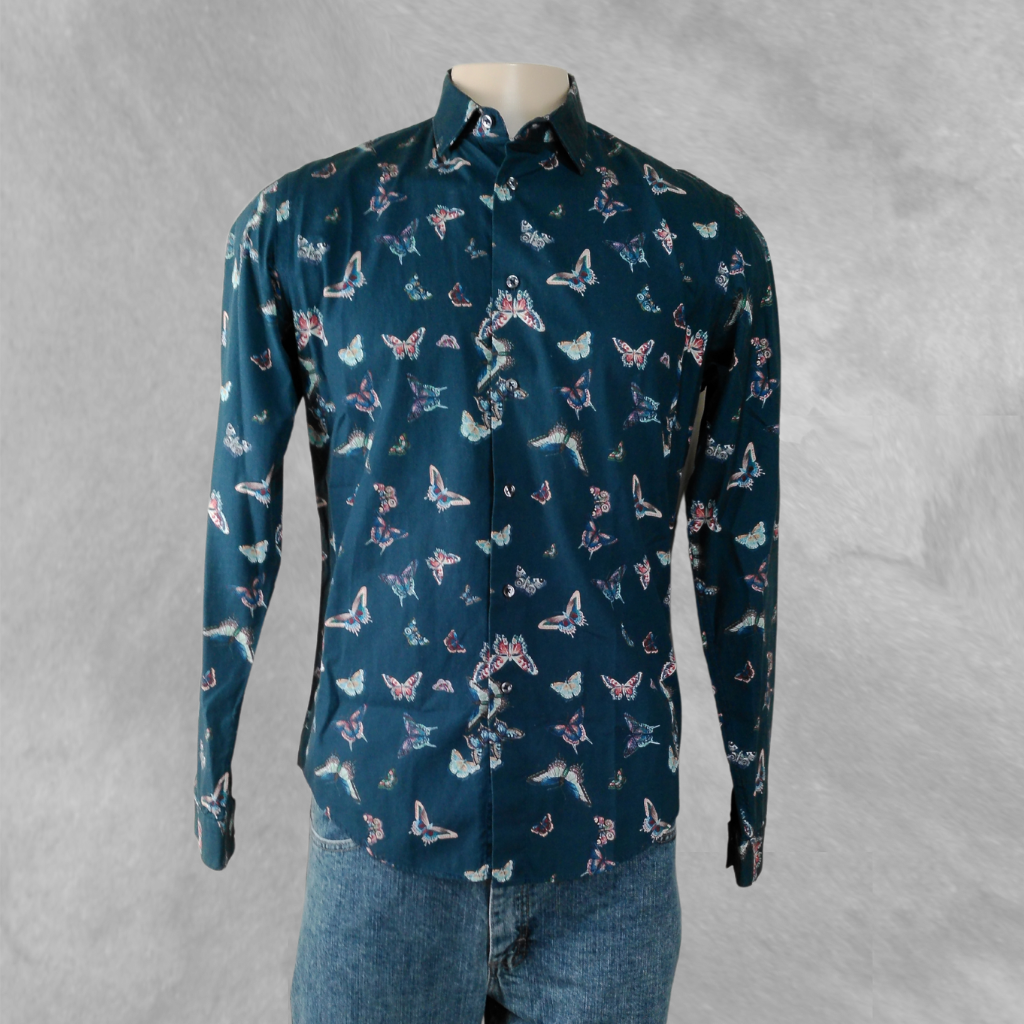 [216] Camisa Zara manga larga Azul con estampado talle M de mariposas