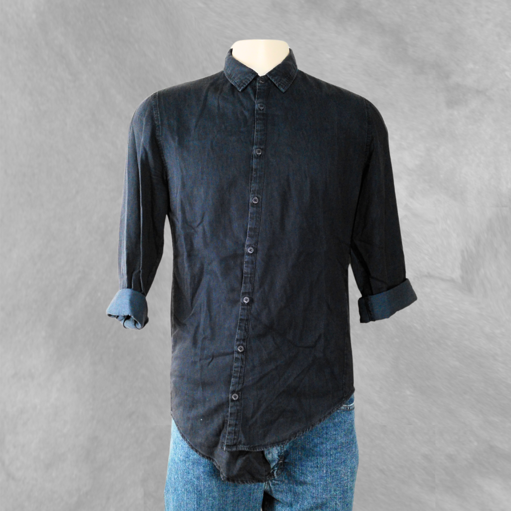 [219] Camisa Zara Manga larga Negra talle M irregular