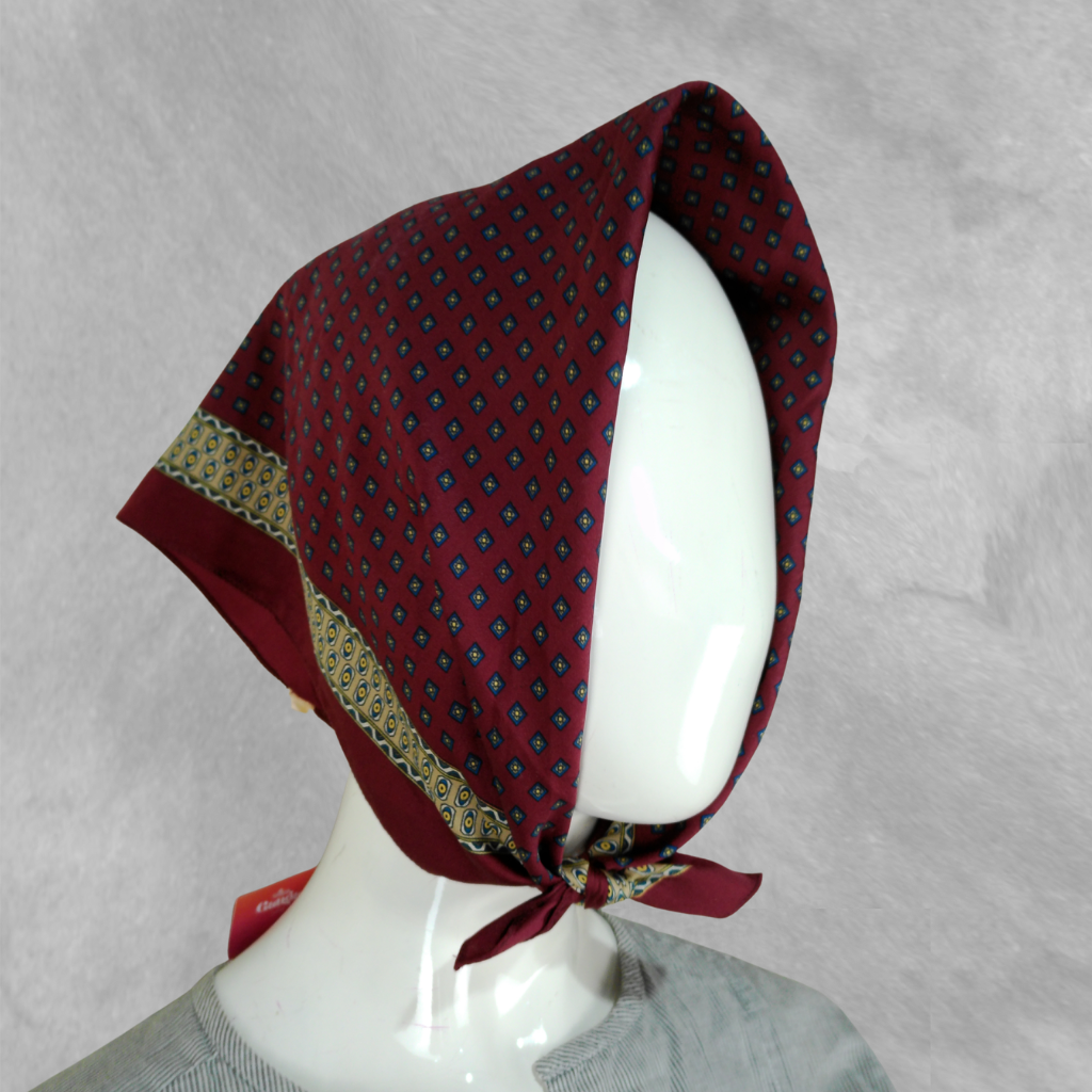 [236] Pañuelo Bordó con estampado