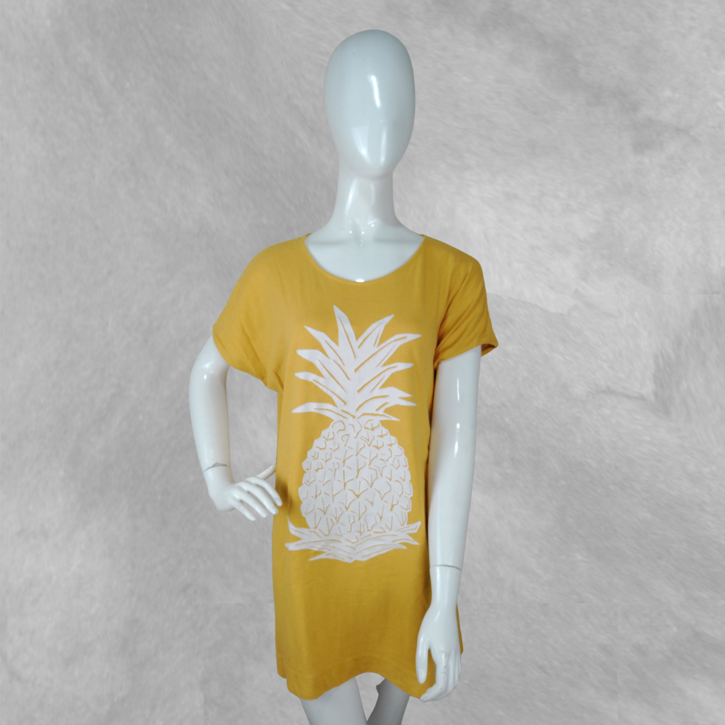 [269] Remera Manga corta Amarilla Relieve talle L piña