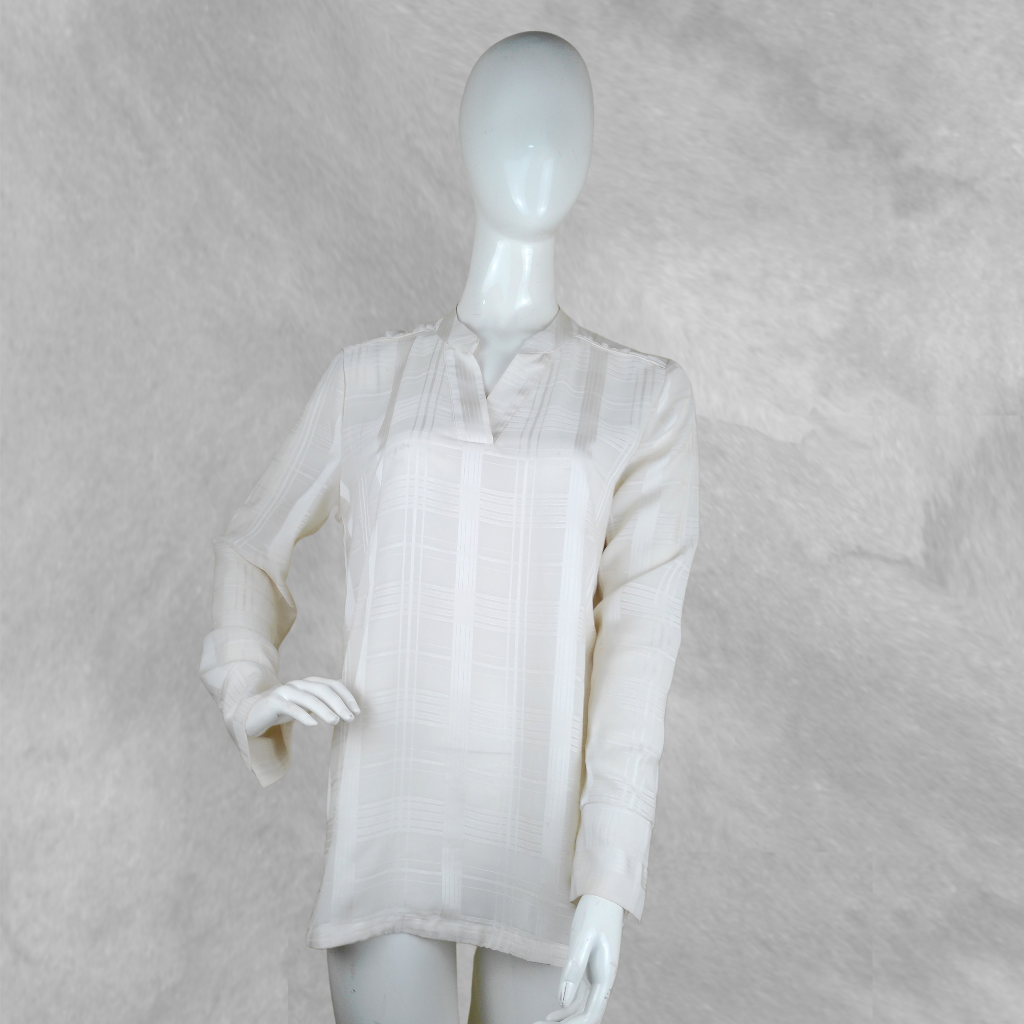 Blusa Banana Republic manga larga blanco y crudo Cuadros talle M