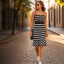 Vestido Colcci sin manga blanco y negro Rayado talle 38 Strapless con detalle de encaje en cintura y bolados