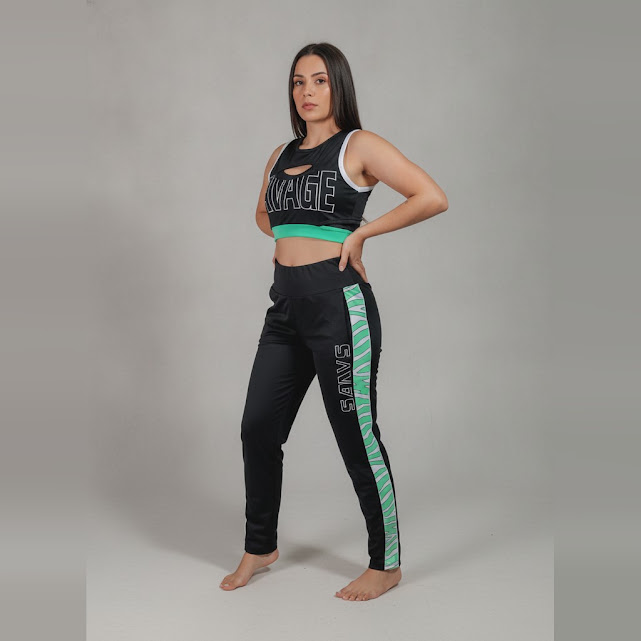 [0037010] Conjunto sin manga negro y blanco Logo talle Único Conjunto deportivo
