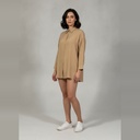 Camisa manga larga beige Liso talle G Lisa sin detalles semi nuevo