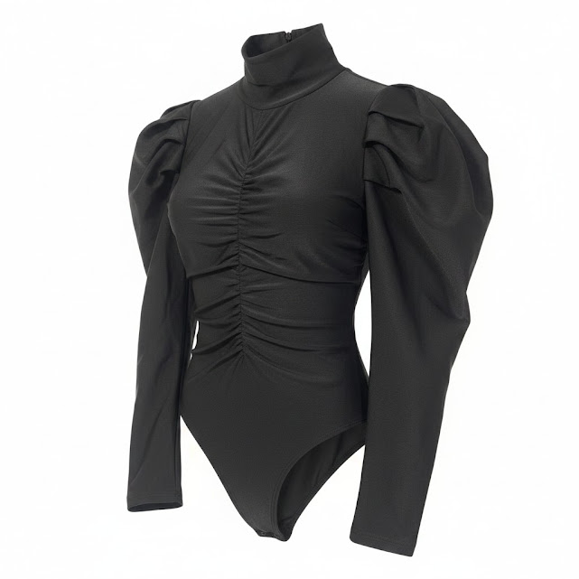 [0037022] Body manga larga negro Liso talle P Cuello alto con bolados