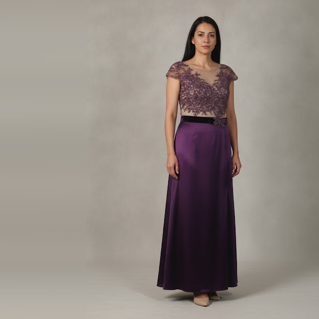 [0034003] Vestido larga morado y beige Liso talle L Con encaje bordadas en la blusa