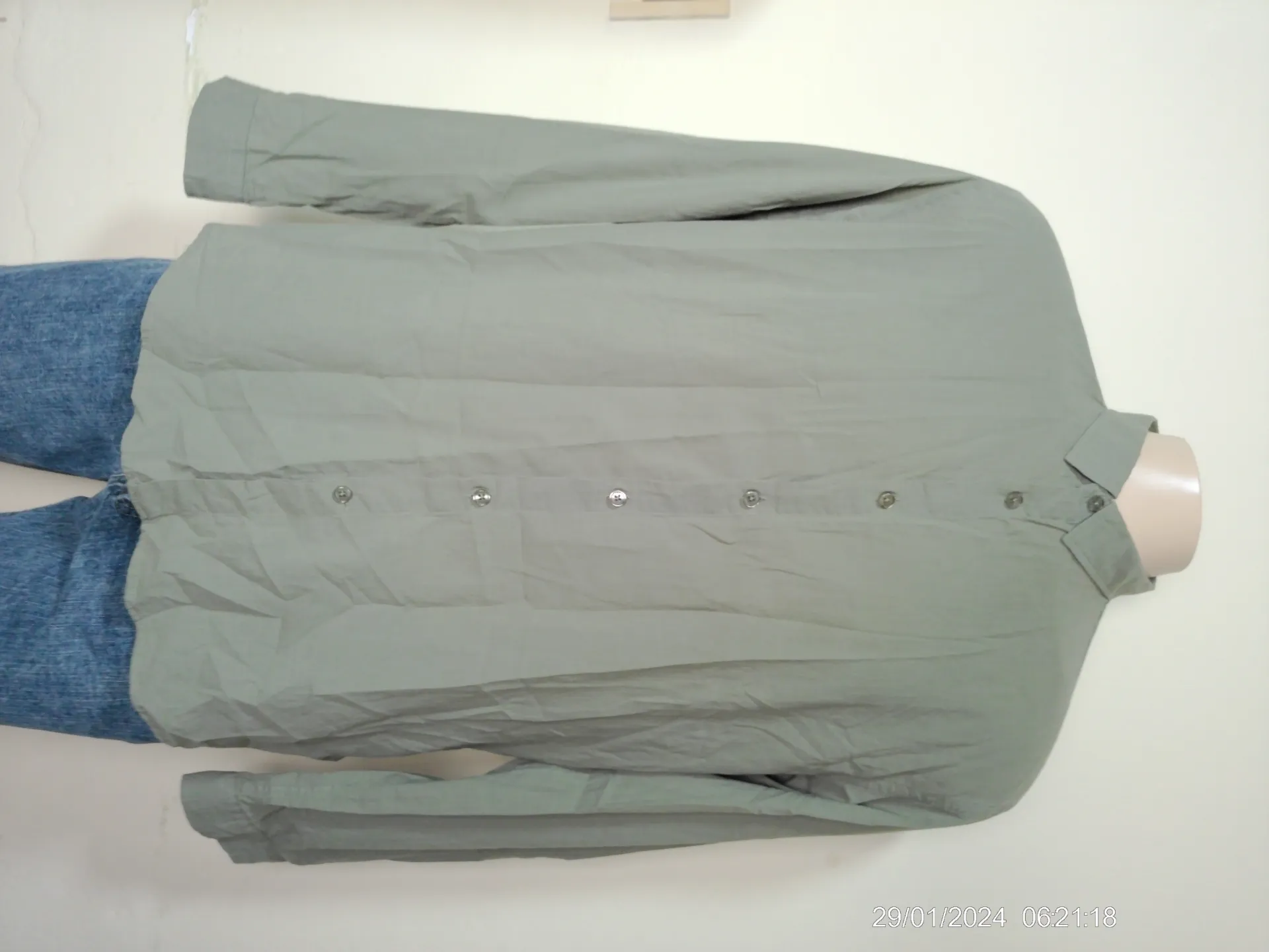 [MODMETIUSA] Camisa manga larga verde