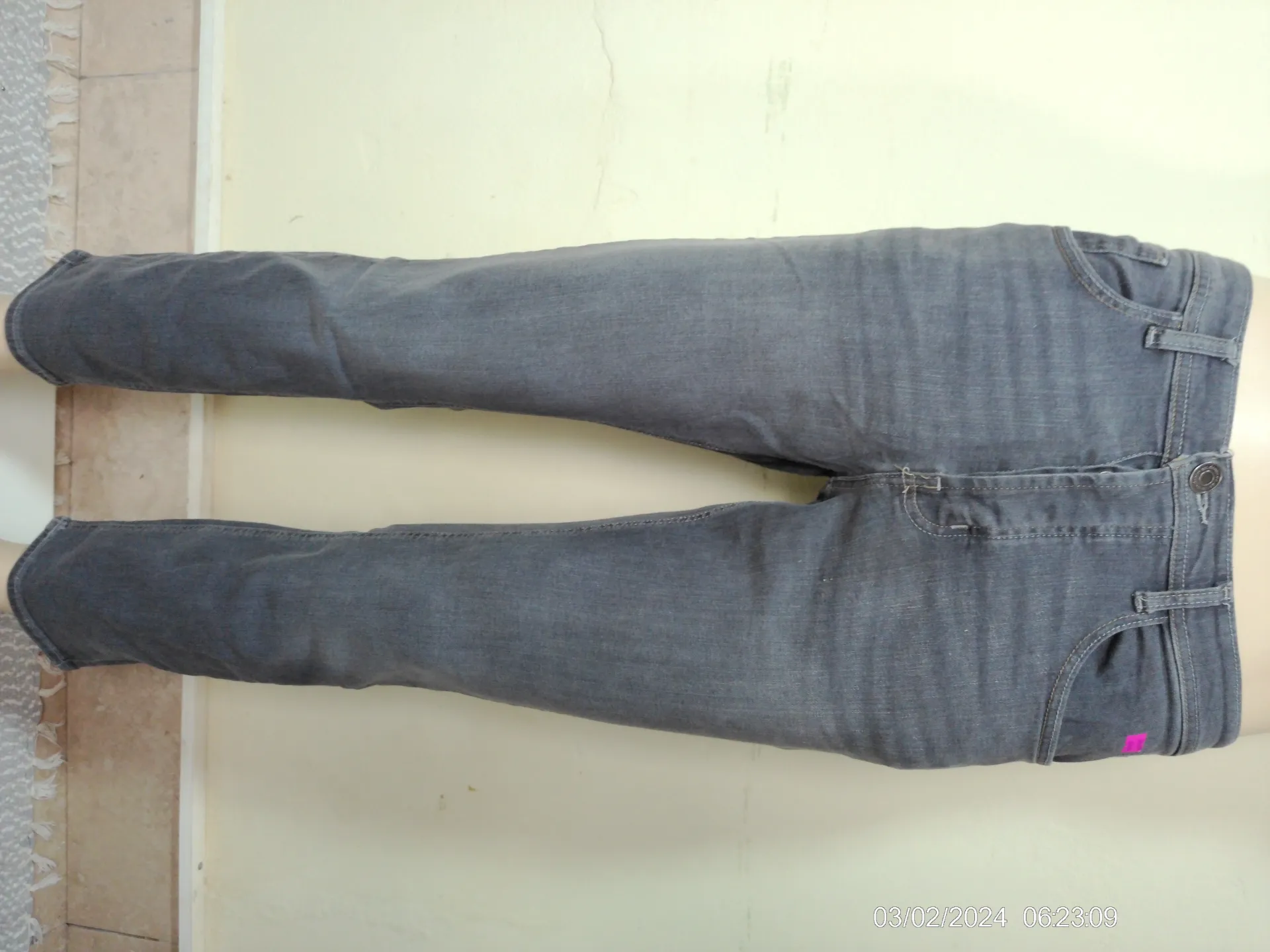 [MODMETIUSA0023] Pantalon jean gris