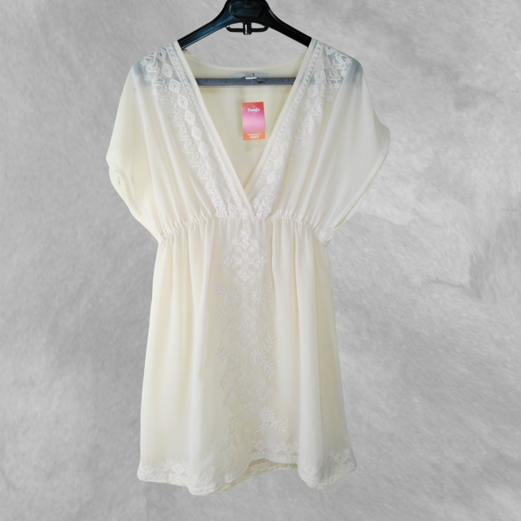 Blusa Forever 21 Manga corta beige Bordado talle S De gasa transparente